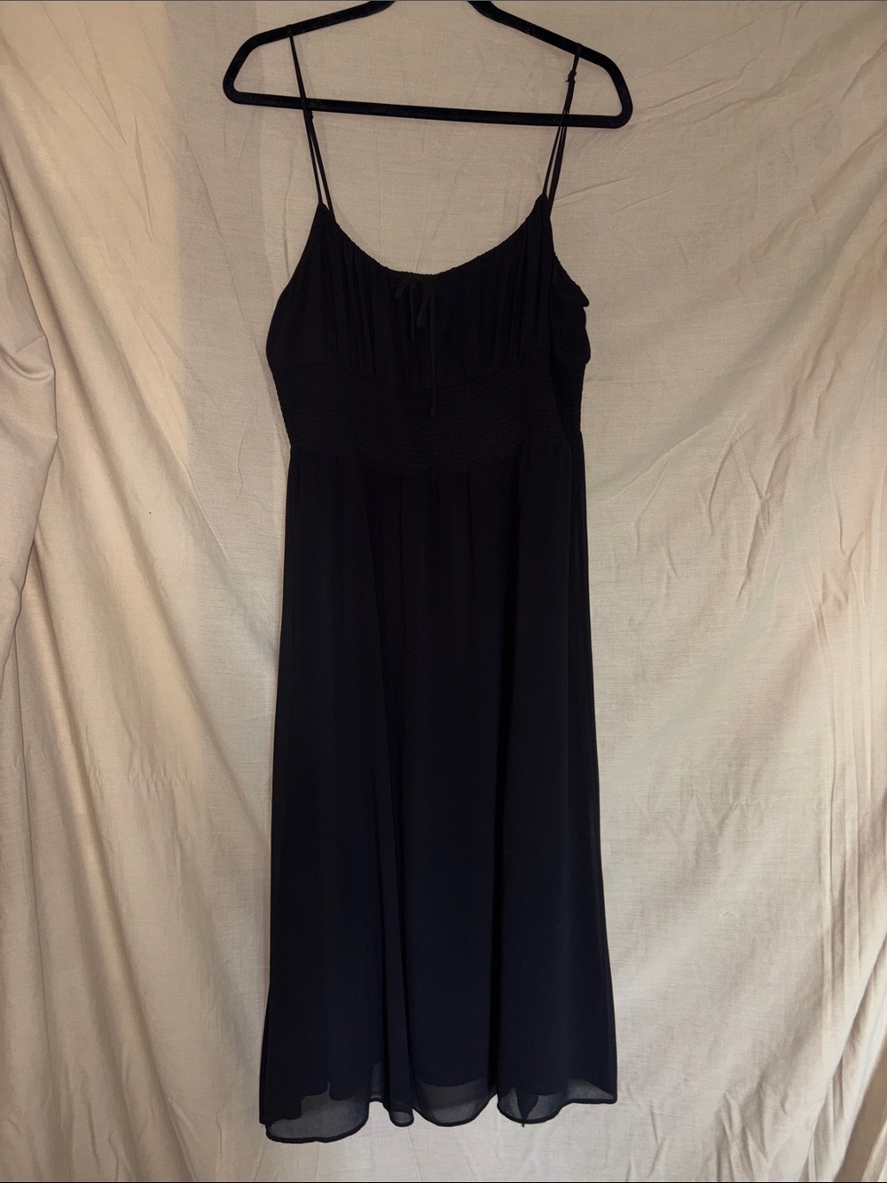 Wilfred Black Midi Spaghetti-Strap Dress